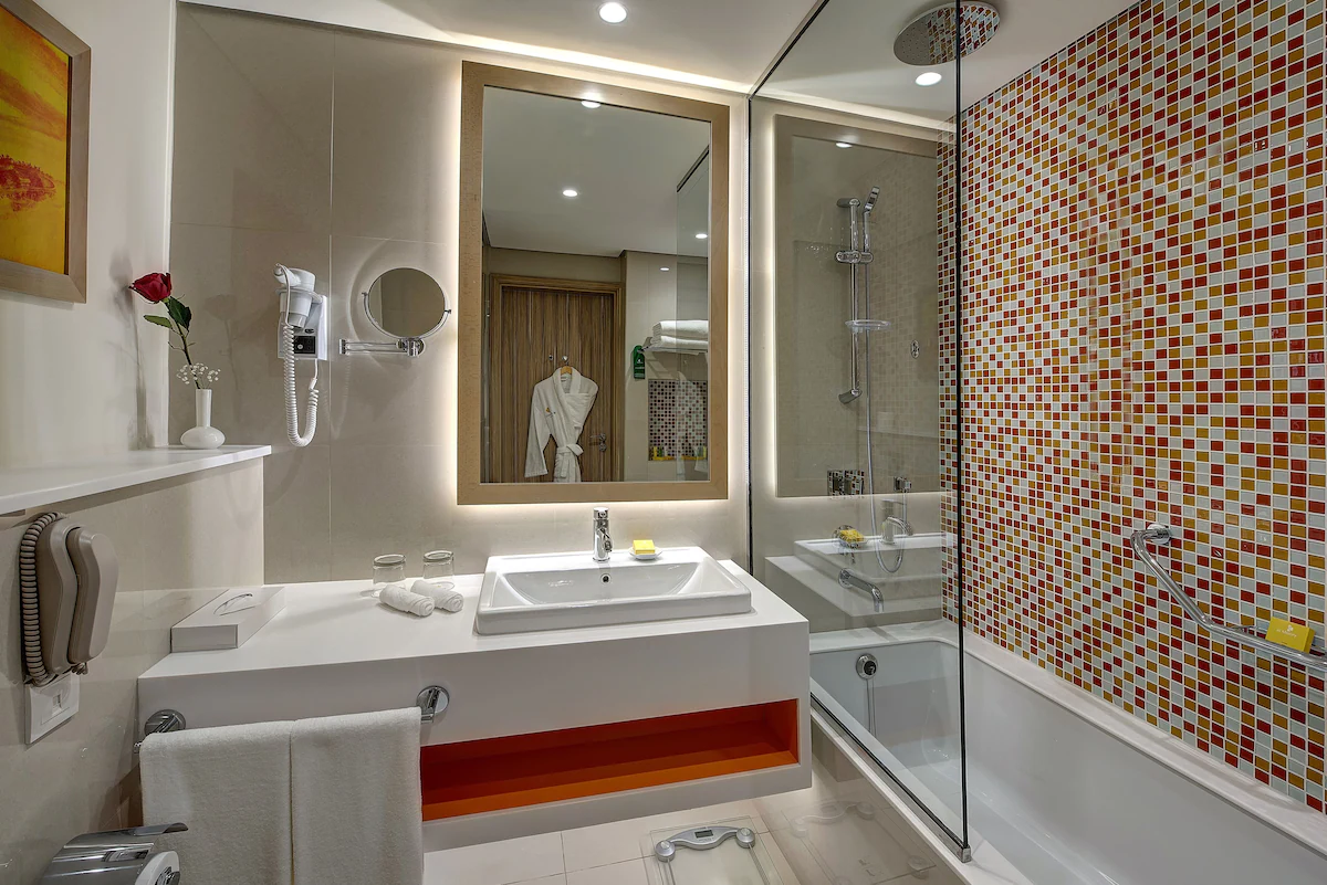 سرویس بهداشتی و حمام هتل الخوری آتریوم دبی